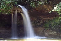 Cachoeira da Pedra Furada - Pedra Furada Waterfall