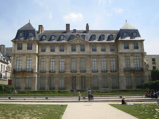 Musée Picasso (Picasso Museum)- Hotel Salé Musée Picasso (Picasso Museum)- Hotel Salé