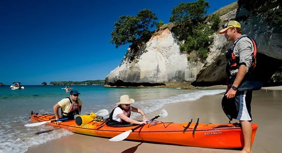 Kayaking - Cathedral Cove - Coromandel Kayaking - Cathedral Cove - Coromandel