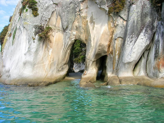 Arch Point or Tonga Arches - Abel Tasman