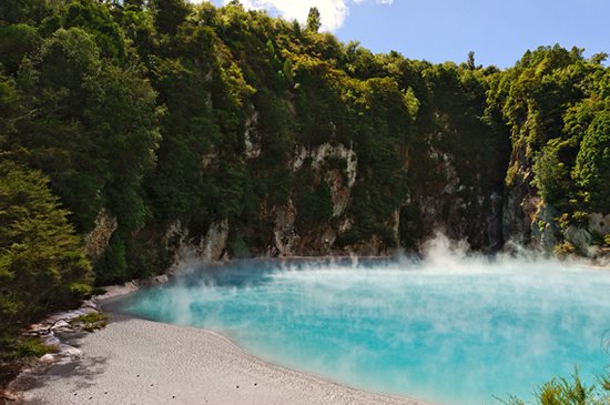 Inferno Crater - Waimangu - Rotorua Inferno Crater - Waimangu - Rotorua