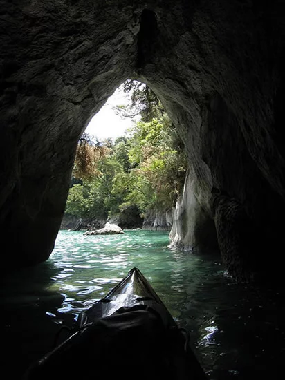 Kayaking in a Cave at Stillwell Point - Abel Tasman | Photo by: teamtrev - Flickr Kayaking in a Cave at Stillwell Point - Abel Tasman