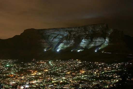 Table Mountain at Night - Cape Town | Photo by: Earth Hour Global - Flickr Table Mountain at Night - Cape Town
