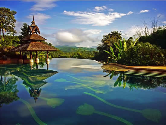 Anantara Golden Triangle Resort Infinity Pool