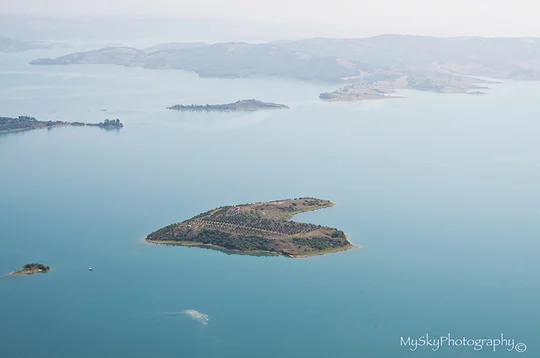 Heart-shaped Island - Adana - Turkey Heart-shaped Island - Adana - Turkey