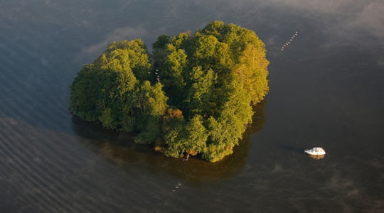 Heart-shaped Island - Lake Klaine Muritz - Germany